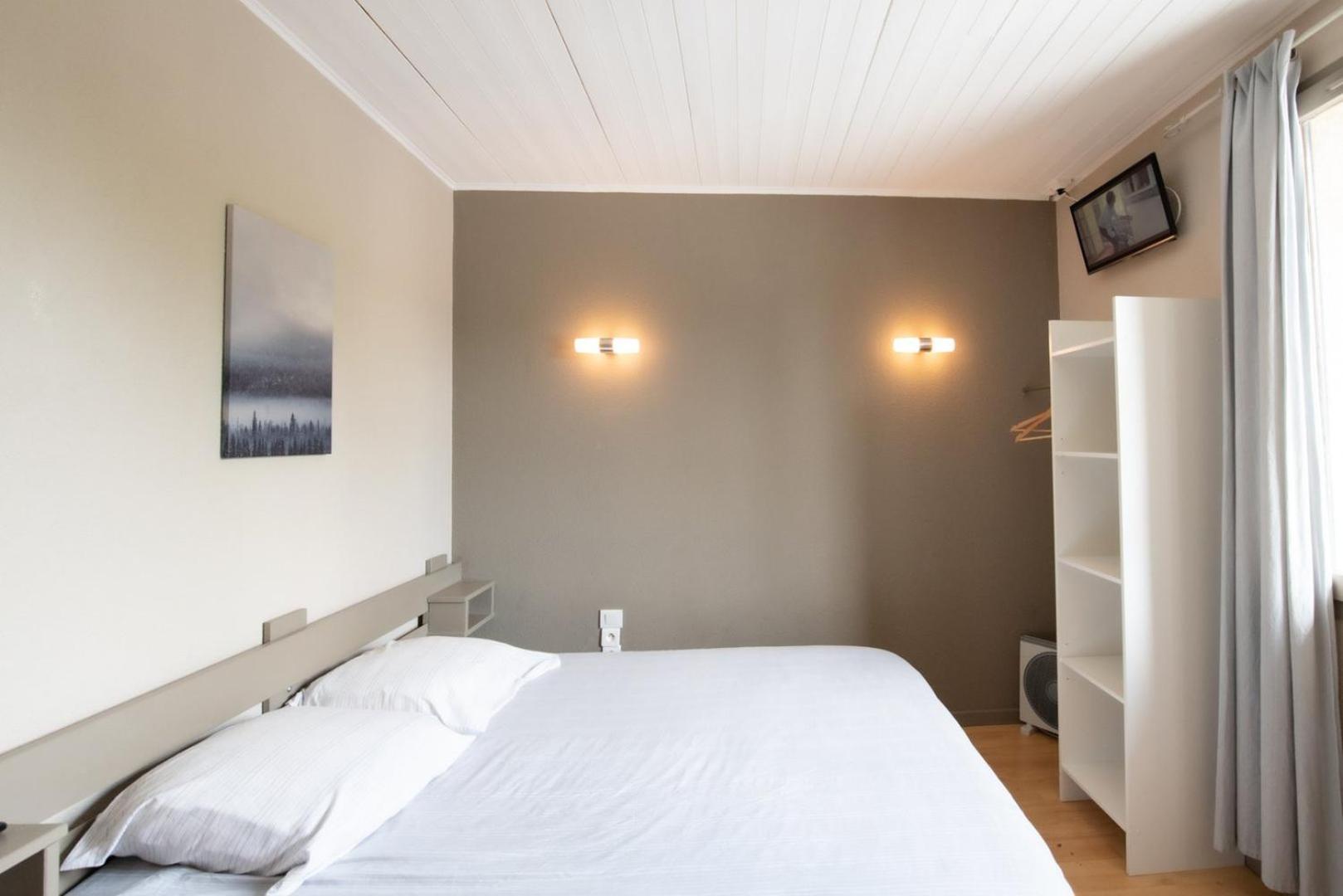 Chez Jostel - Chambre 6 Genay  Экстерьер фото